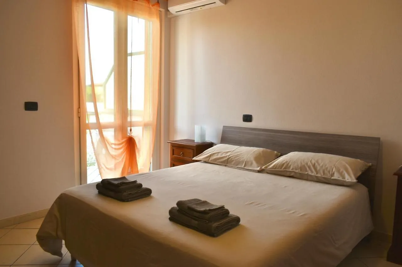 Orange Apartment Marina di Massa